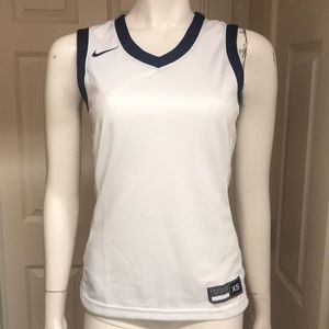 Nike Athletic/Athleisure/Basketball Tank Top, NWT!